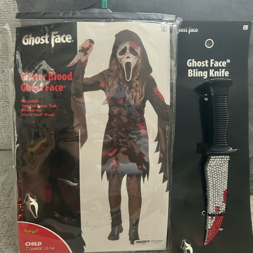 Spirit Ghost Face Glitter Blood Costume - Black and Red with bling knife NEW